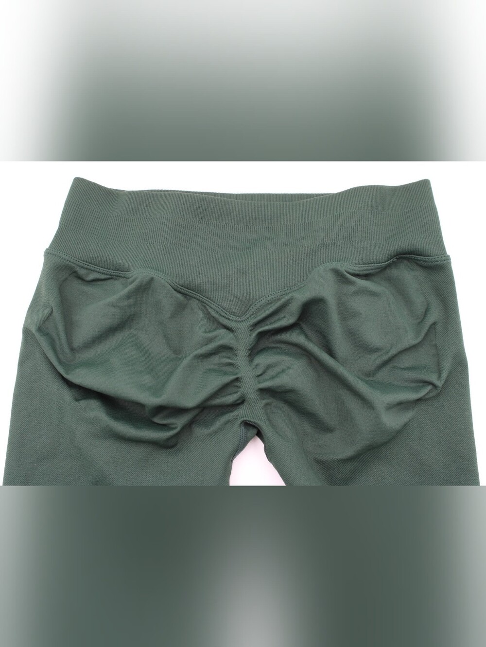 2-Piece Ribbed Athletic Set – Halter Top & Leggings – Medium - Picture 5 of 8